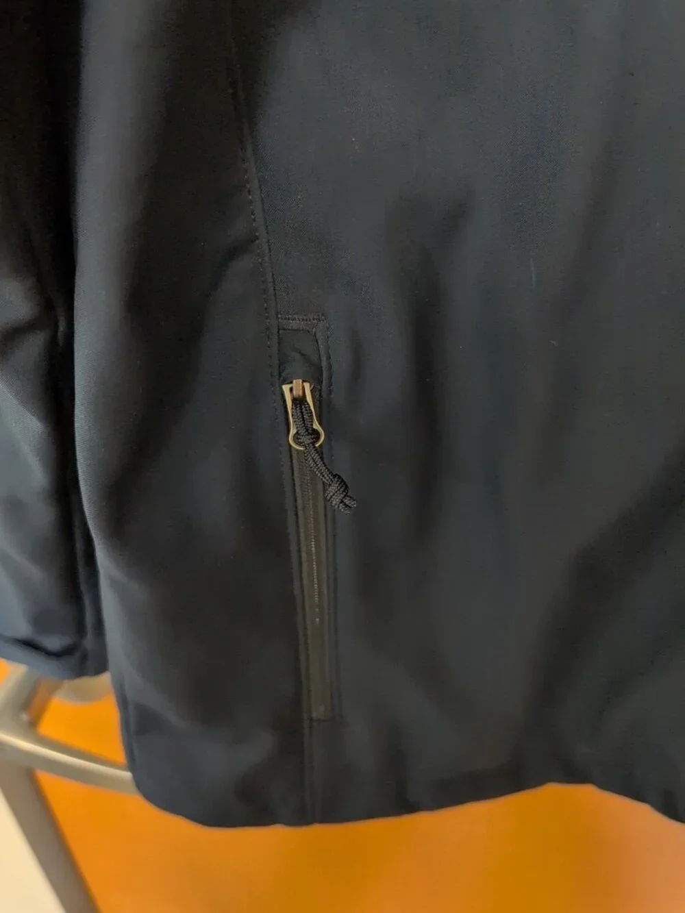 Columbia Men's M Navy Ascender Softshell Jacket Wind/Rain Resistant EUC‎ Zip Up